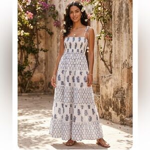 BEBBIE KATZ Elegant Floral Maxi Dress in Blue and White